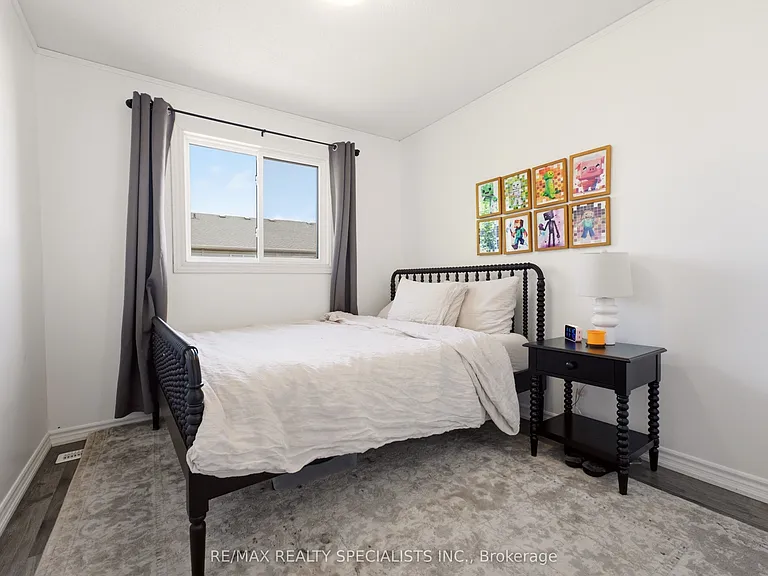 39 Pinewoods Dr #10 — Photo 18