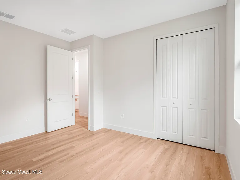 1041 Wesberry St SE — Photo 21