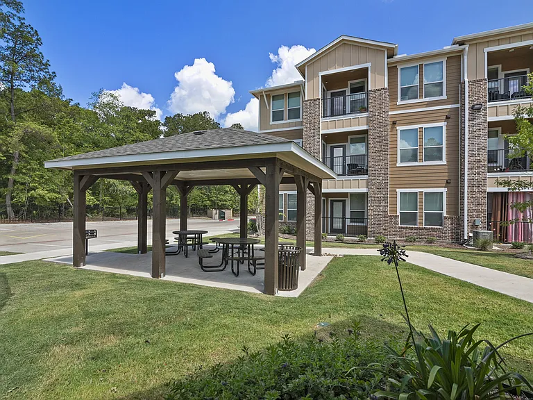 Stonebridge — Photo 34