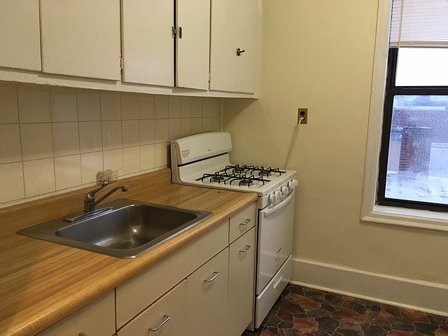 1st image of 3146 44th Street # Fl 3rd