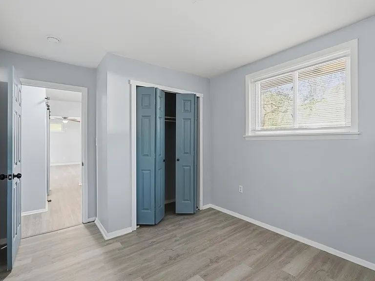 308 Harolds Dr NW — Photo 16