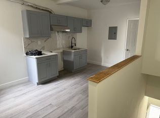 2434 S 7th St #2, Philadelphia, PA 19148