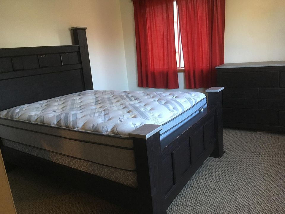1st image of 142 Flintridge Dr APT 2