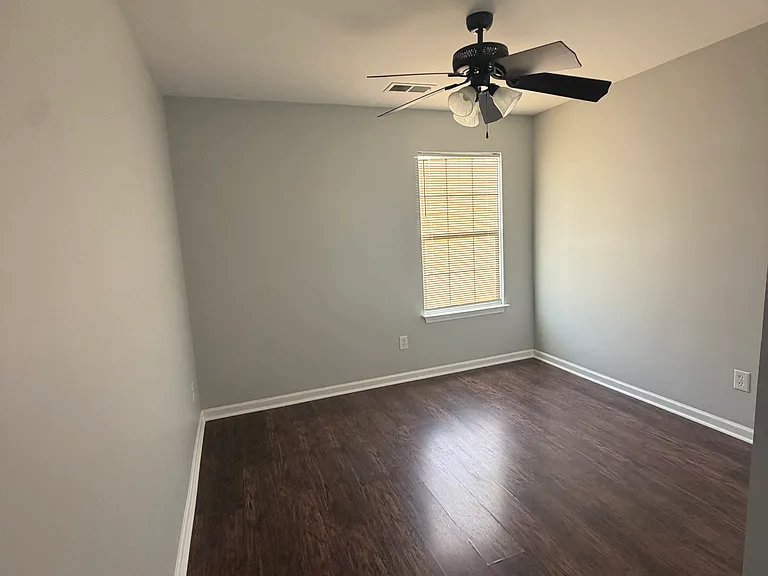 2825 Virginia Woods Cv — Photo 10