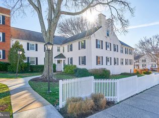 1305 S Walter Reed Dr #5104, Arlington, VA 22204