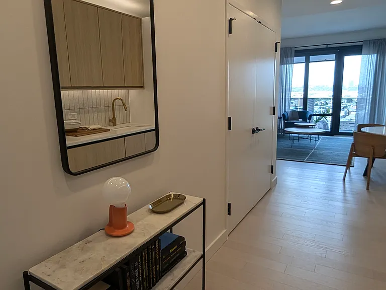 75 River Dr N #907 — Photo 5