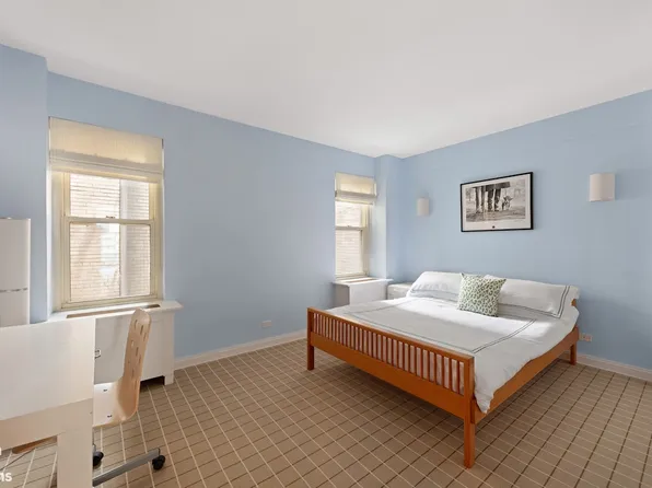 3 East 71st Street image 12 of 14