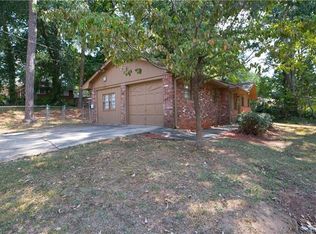 991 Tamarack Trl, Forest Park, GA 30297