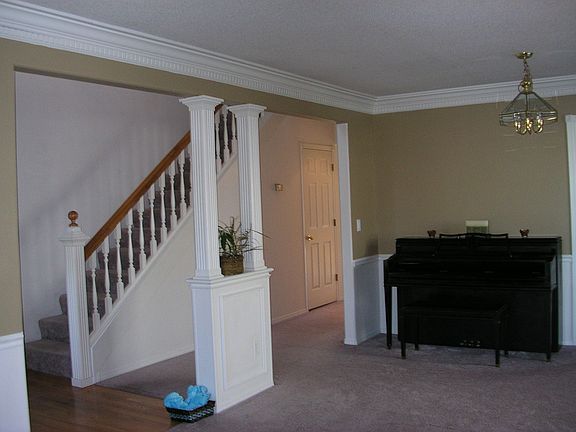 4th image of 3277 NE 1st Pl