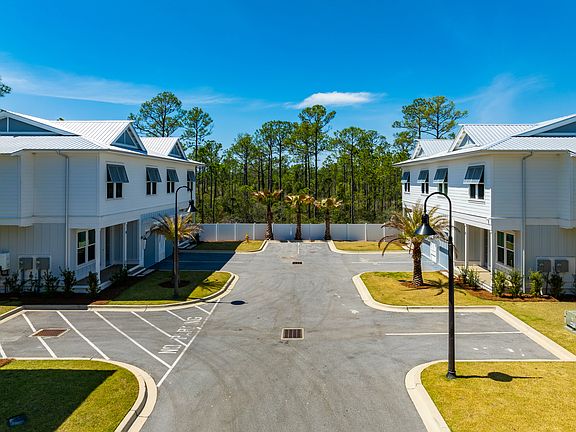 2nd image of 40 Casa Breeze Ln #B