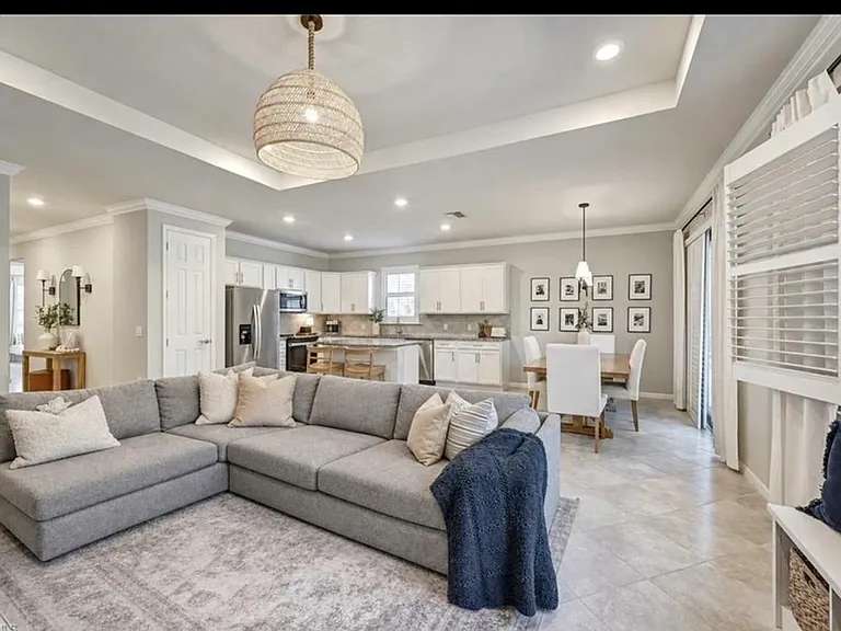 3564 E Hampton Cir #1 — Photo 4