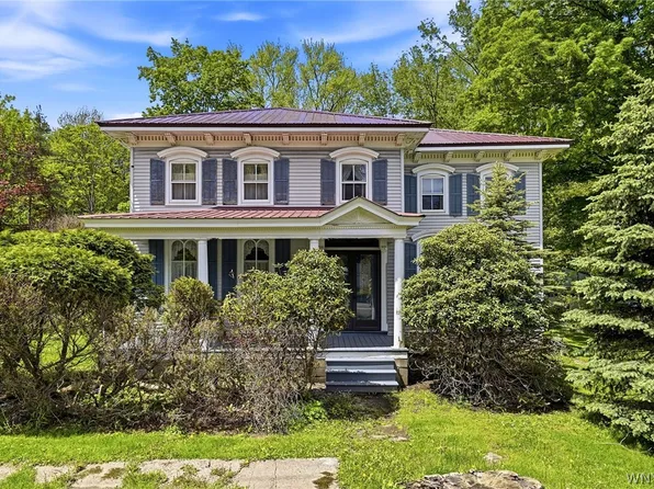 11431 Hanover Rd, Forestville, NY 14062