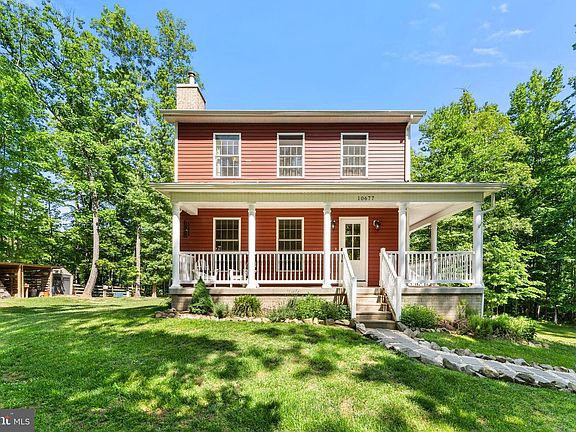 3rd image of 10677 Bears Den Rd