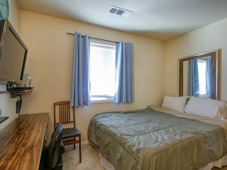 142 Diego Rd — Photo 31
