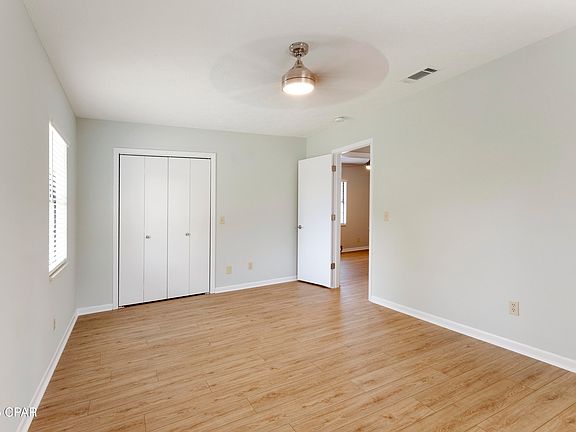 4th image of 2421 Minnesota Ave
