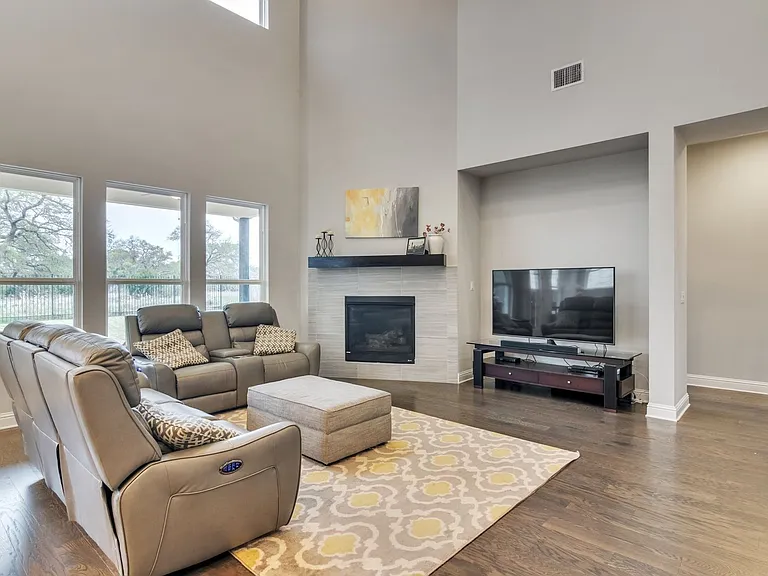 7100 Trissino Dr — Photo 16