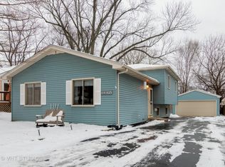 3S625 Lorraine Ave, Warrenville, IL 60555