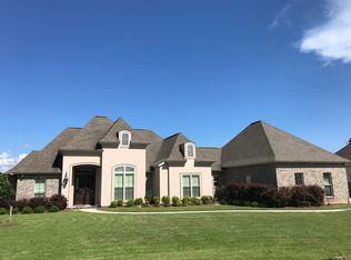 705 Place Street Vincent, Covington, LA 70433