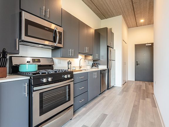 2nd image of 3150 S Union Ave #403
