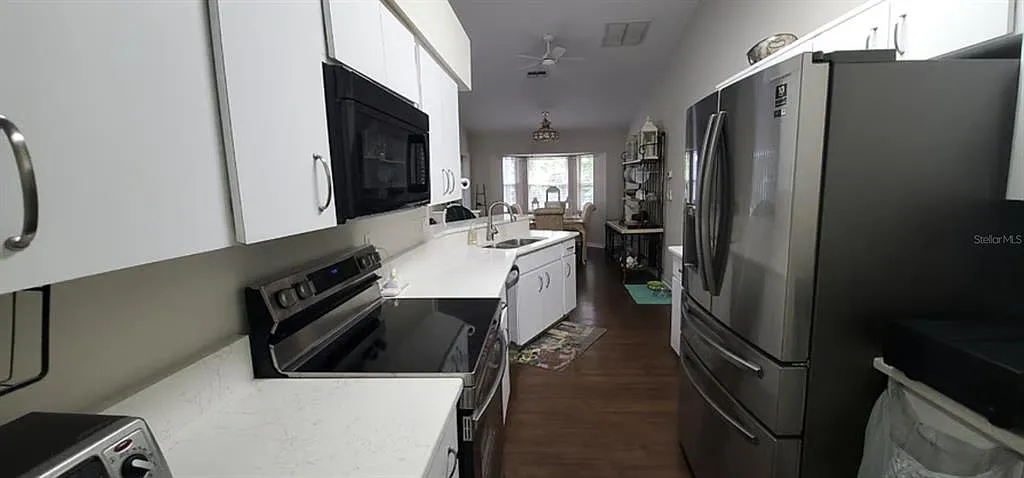 3 bed, 2.0 bath, 1540 sqft, $2,100 — Photo 4