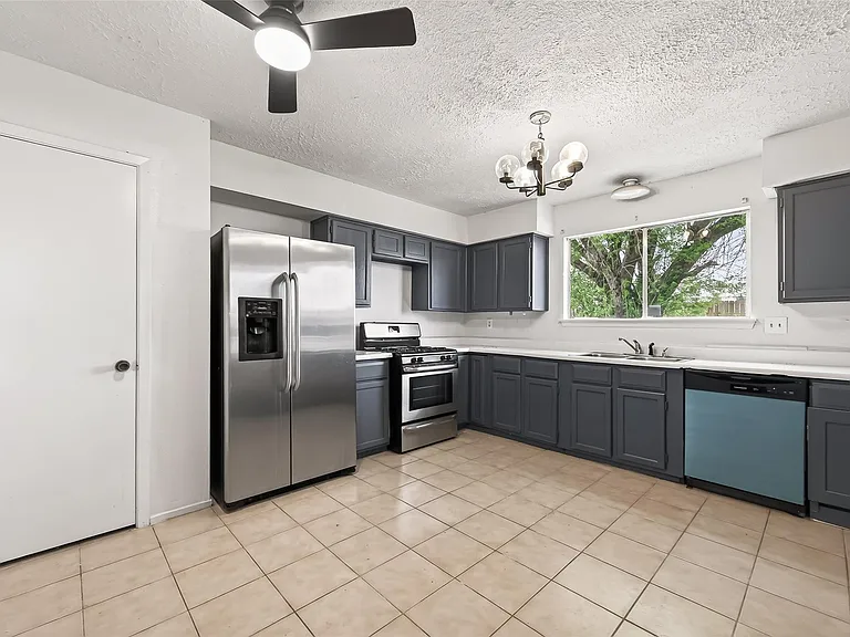 710 Beechbend Dr — Photo 17