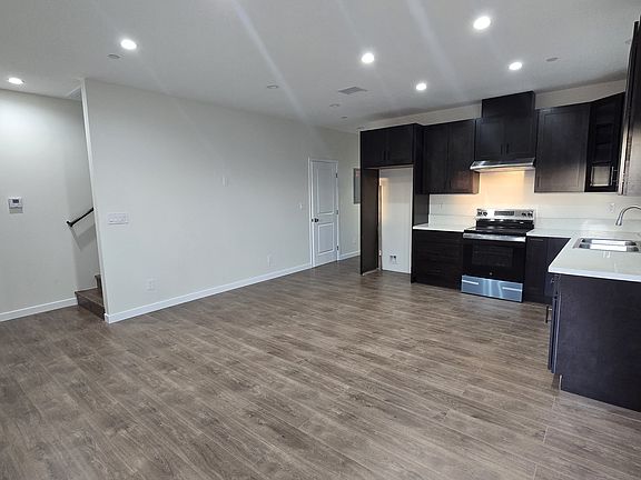 2nd image of 6504 1/2 Tujunga Ave