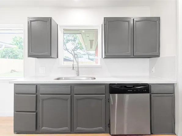 2730 Knotty Oaks Trl, Houston, TX 77045