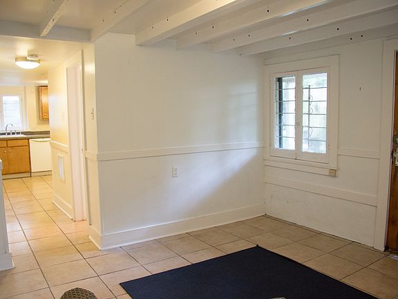 4th image of 1415 Pine St