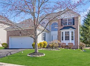 9 Wendover Pl, Bridgewater, NJ 08807