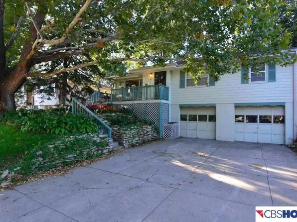 11353 Jones St, Omaha, NE 68154