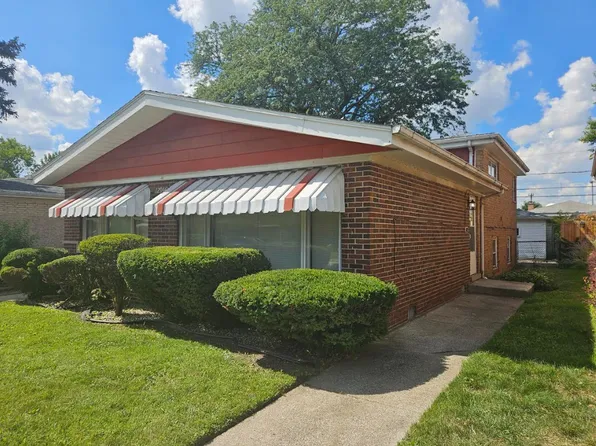 12946 S Carpenter St, Calumet Park, IL 60827