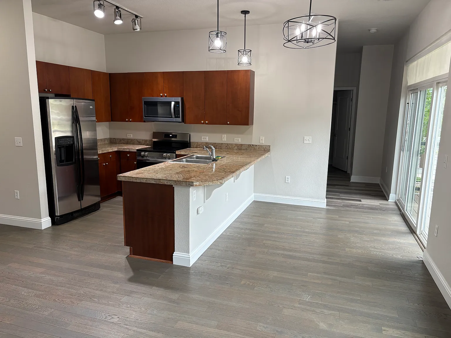 2 bed, 1254 sqft, $2,495 — Photo 3