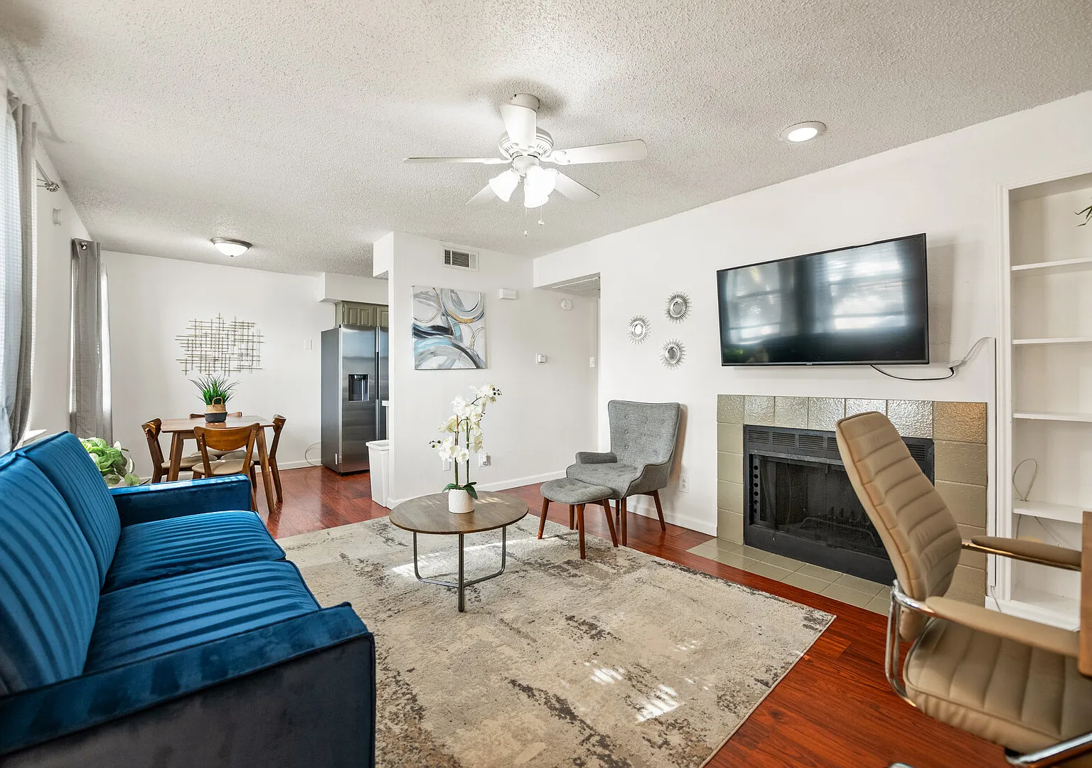 I51 World Cup Stay - 18 min to AT&T - Sleeps 2 - Free Parking — Photo 1