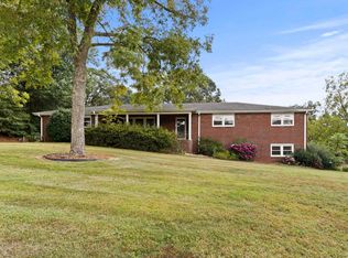 2432 Old Furnace Rd, Boiling Springs, SC 29316