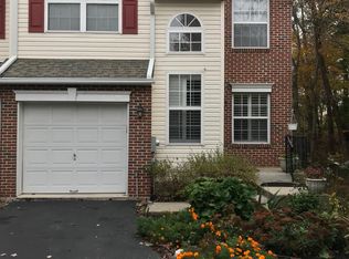 32 Penmore Pl, Collegeville, PA 19426