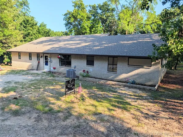 2702 Redbud Ln, Kingston, OK 73439