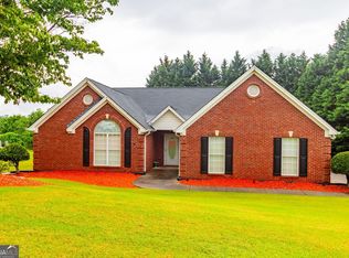 729 Overlook Dr, Winder, GA 30680