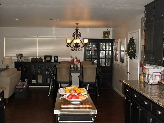 5th image of 3005 Bonham Ave