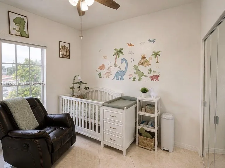 340 E 5th St #202 — Photo 11