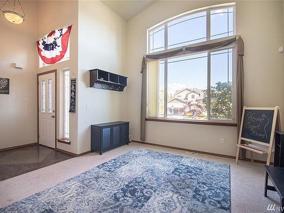 3rd image of 16208 88th Ave E