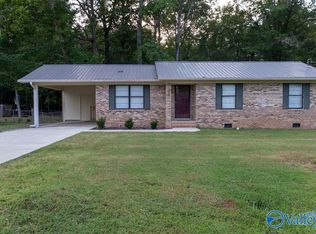 306 Woodall Ln, Scottsboro, AL 35768
