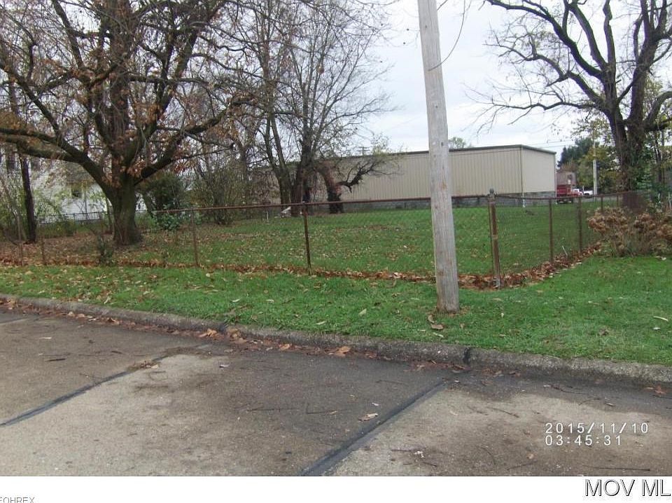 2nd image of 32nd St