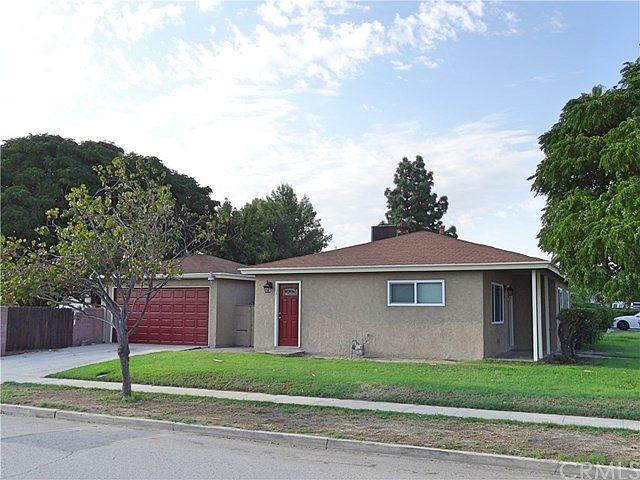 1st image of 8966 Encina Ave