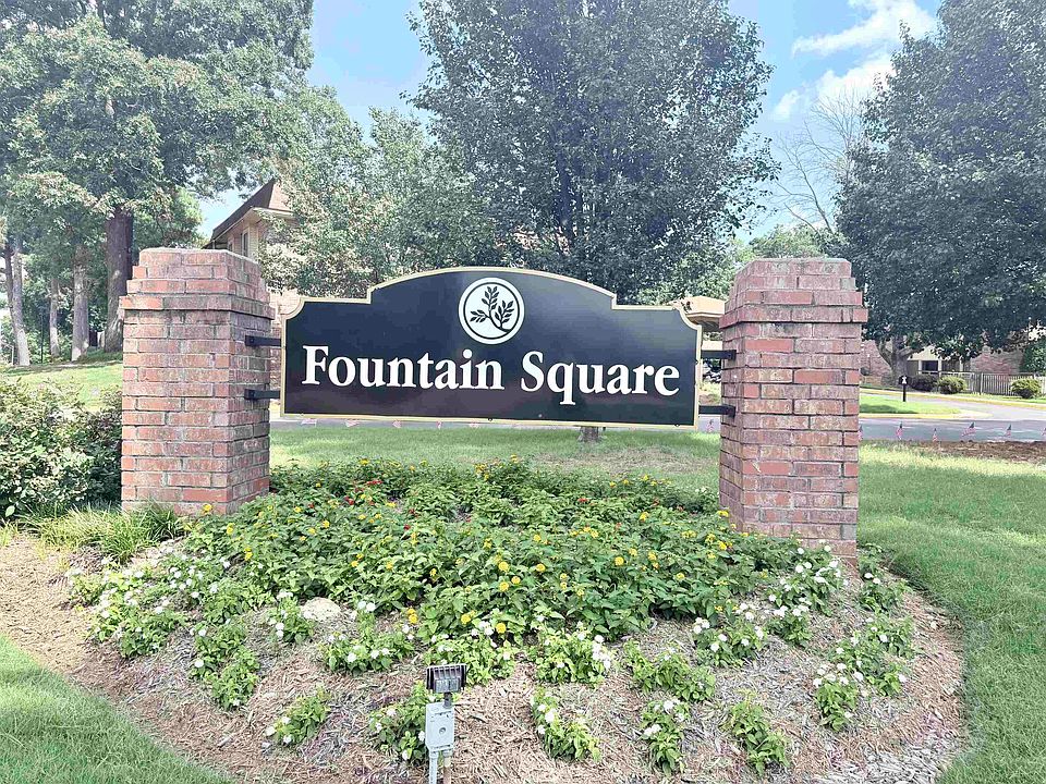 1st image of 1860 Poplar Woods Cir W APT 3