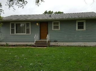 1103 N 18th St, Chariton, IA 50049