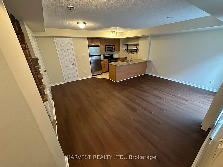 11 Ruttan St #125 — Photo 3