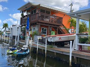 2644 Cajuput St, Matlacha, FL 33993