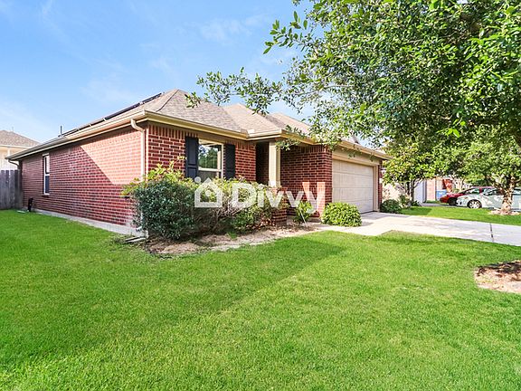 3rd image of 1630 York Creek Dr