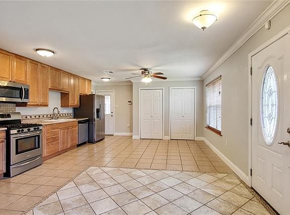 4th image of 505 Vassar Ct