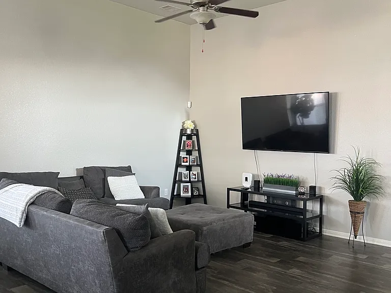 20619 White Lilac Trl — Photo 3